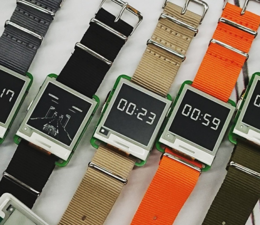 Chytré hodinky za 55 dolarů a s e-inkoustem, to jsou Watchy Chytré hodinky za 55 dolarů a s e-inkoustem, to jsou Watchy